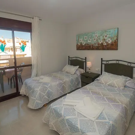 Apartamen2o Maravillo8o En La Playa De La Fossa Topacio I Appartement